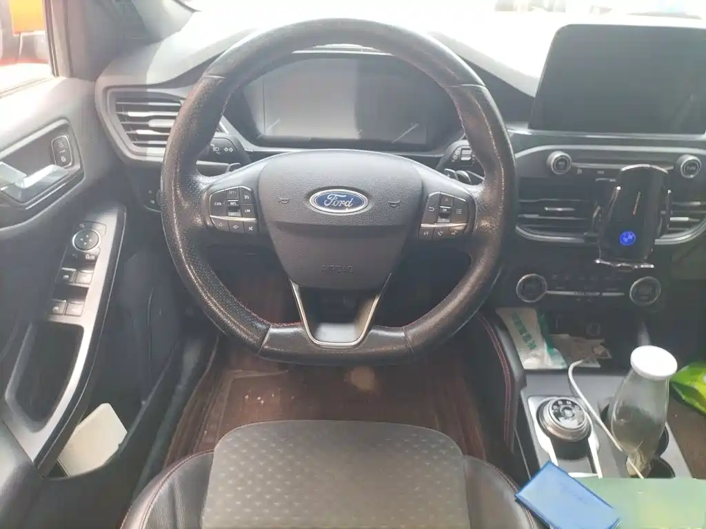 Ford Focus — миниатюра 3