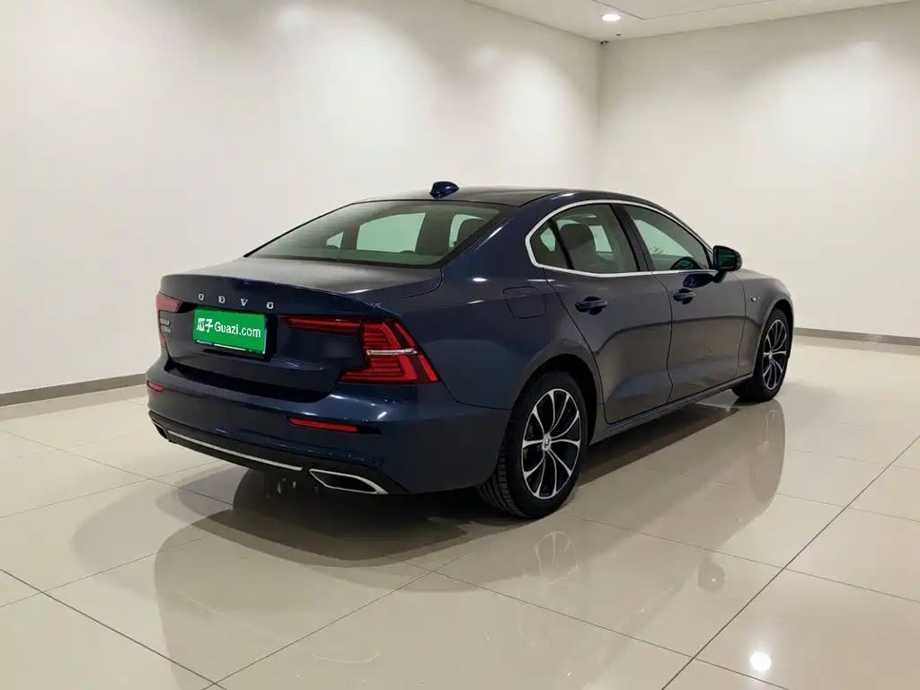 Volvo S60 — миниатюра 6