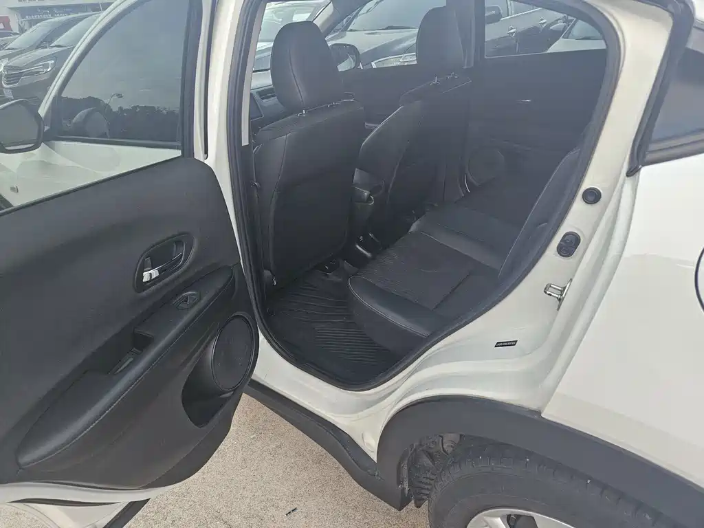 Honda Vezel — миниатюра 7
