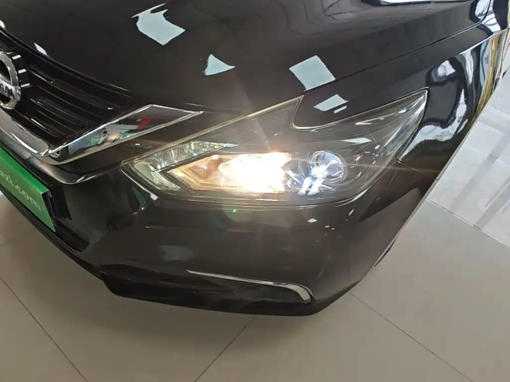 Nissan Teana — миниатюра 24