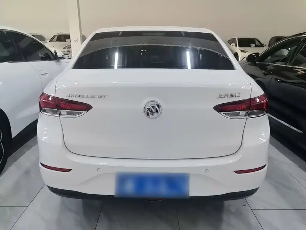 Buick Excelle — миниатюра 6