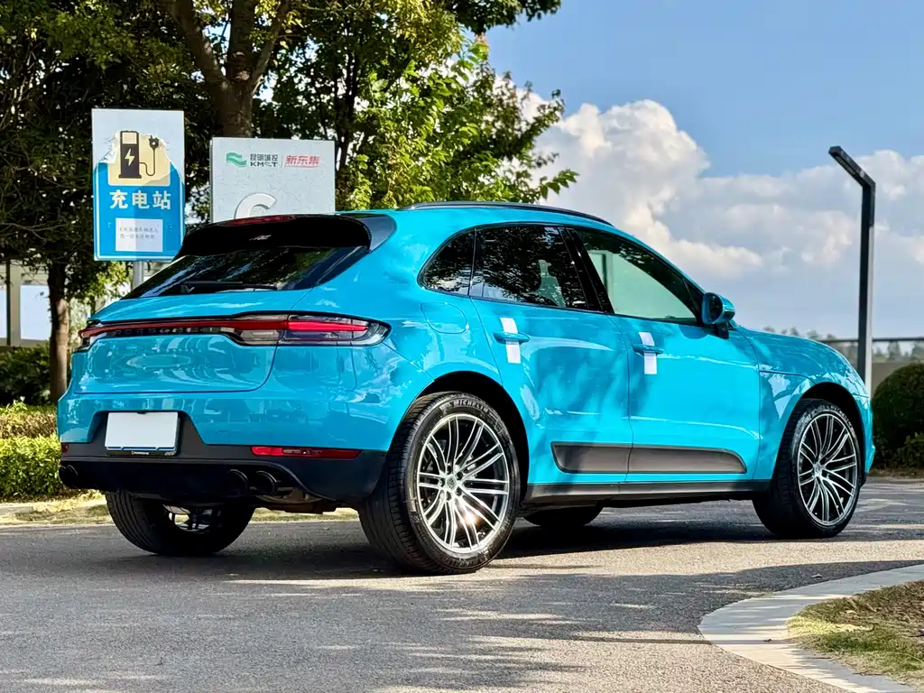 Porsche Macan — миниатюра 9