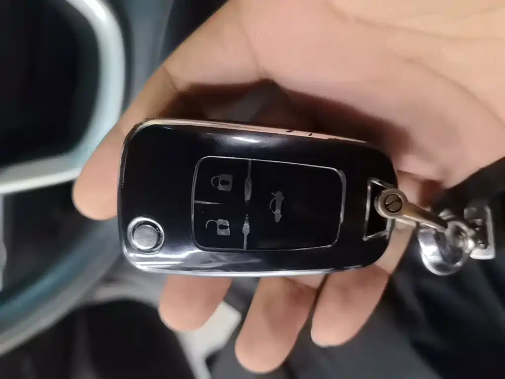 Buick Excelle — миниатюра 9