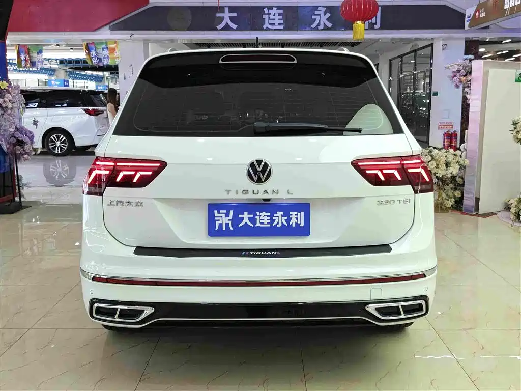 Volkswagen Tiguan L — миниатюра 16