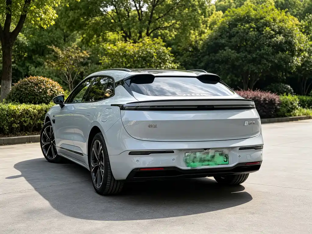Zeekr 007GT — миниатюра 15
