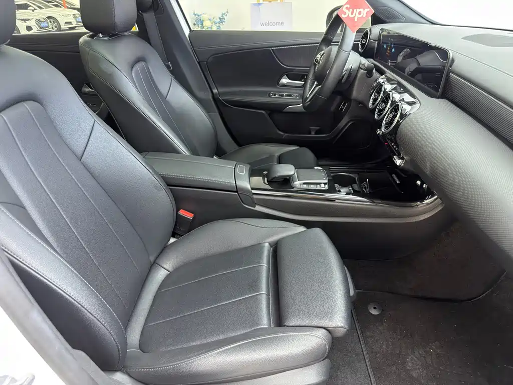 Mercedes-Benz A-Class — миниатюра 12