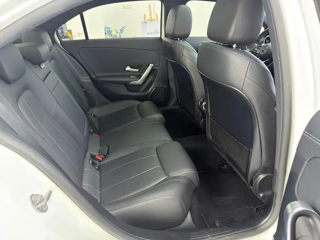 Mercedes-Benz A-Class — миниатюра 13