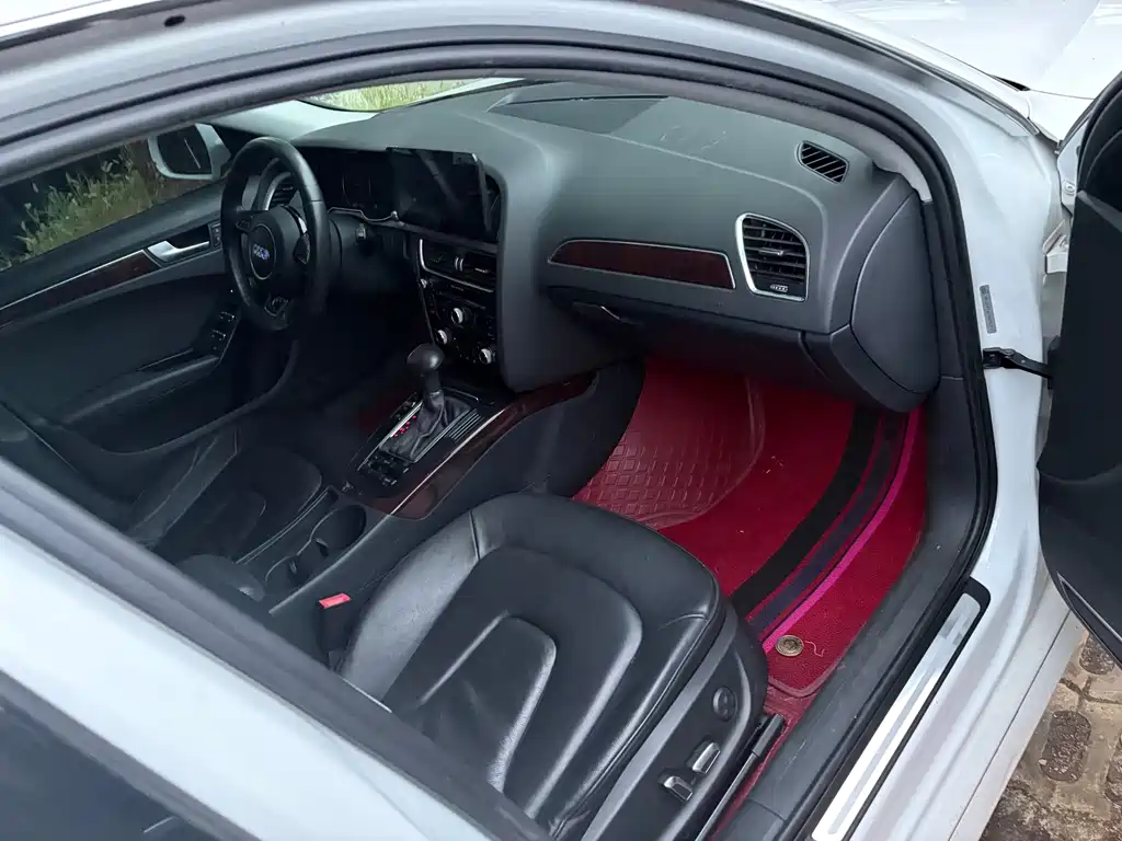 Audi A4L — миниатюра 8