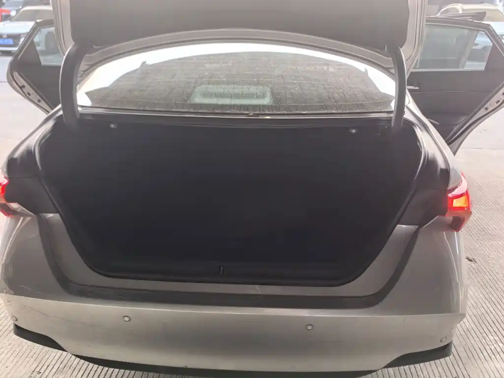 Toyota Avalon — миниатюра 10