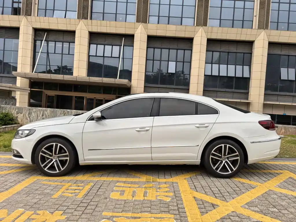 Volkswagen CC — миниатюра 8