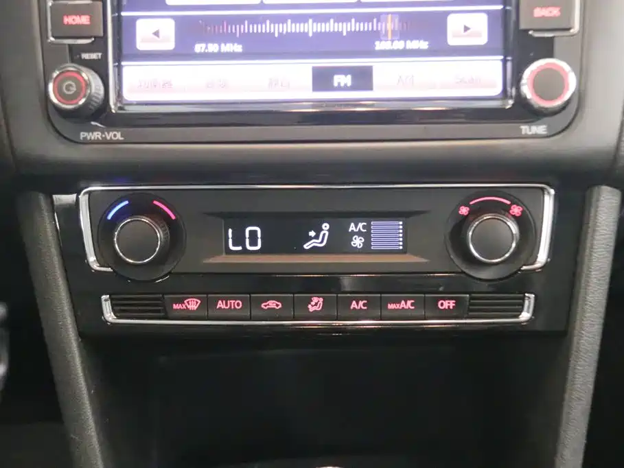 Volkswagen Polo — миниатюра 9