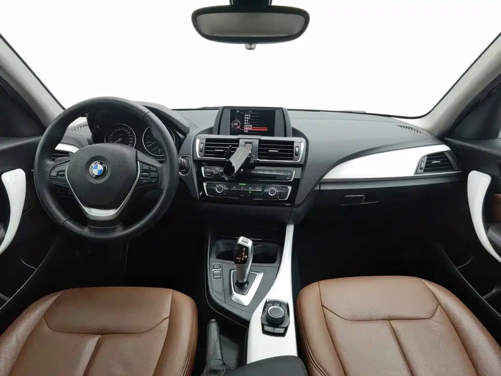 BMW 1 Series (Import) — миниатюра 5