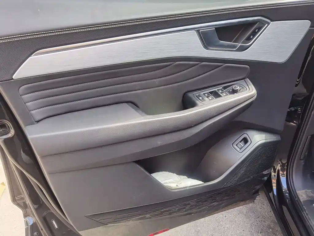 Volkswagen Talagon — миниатюра 16