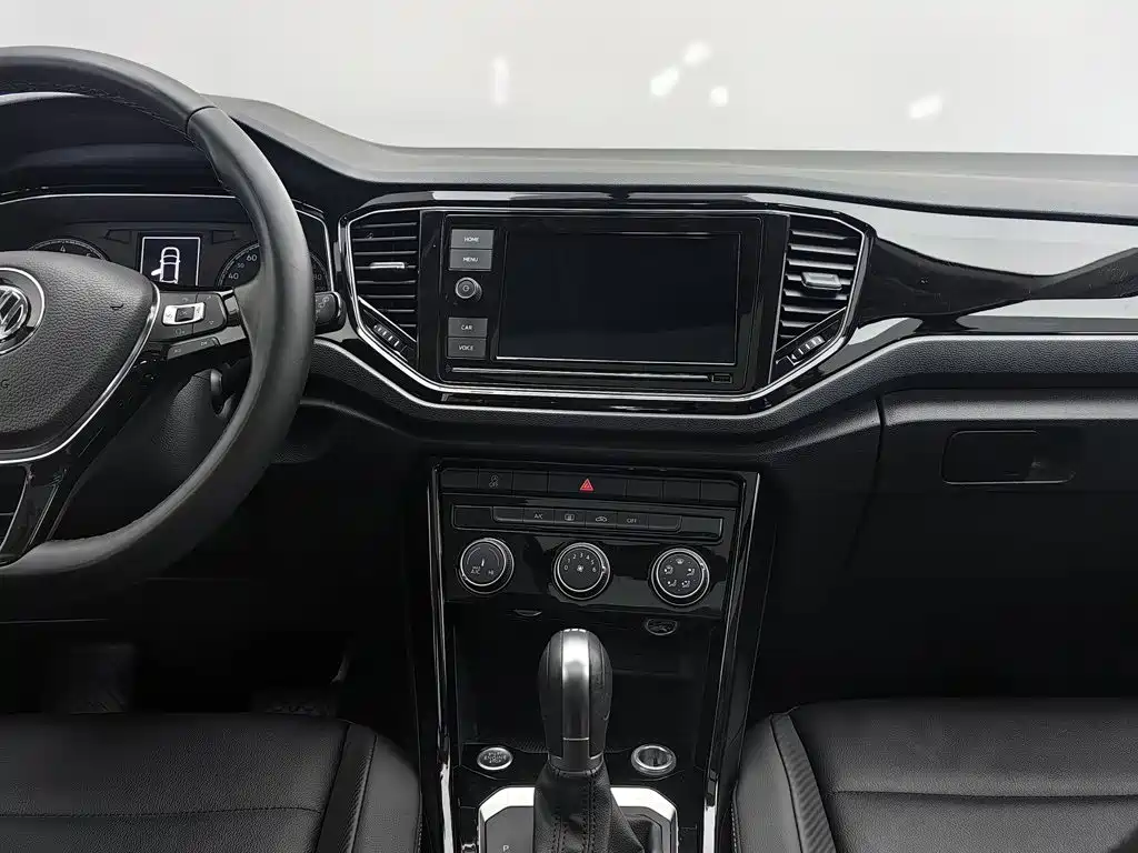 Volkswagen T-Roc — миниатюра 12