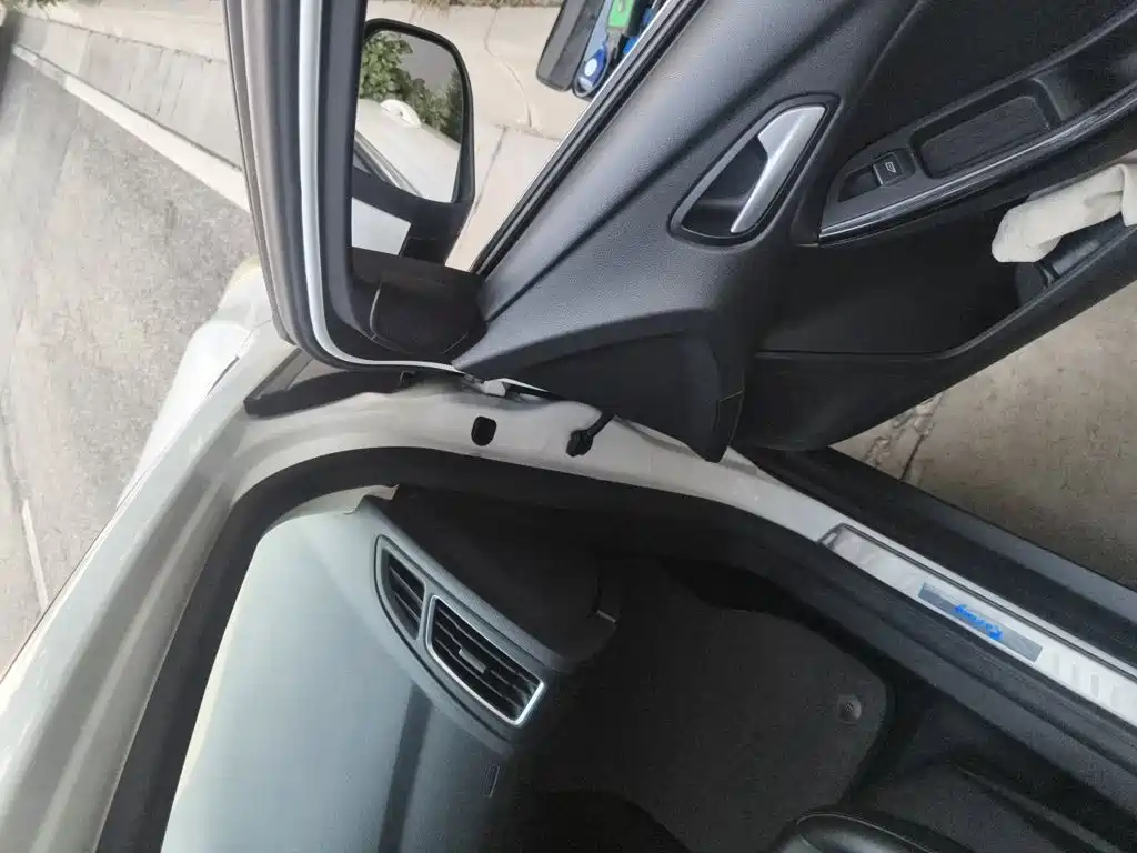 Ford Focus — миниатюра 20