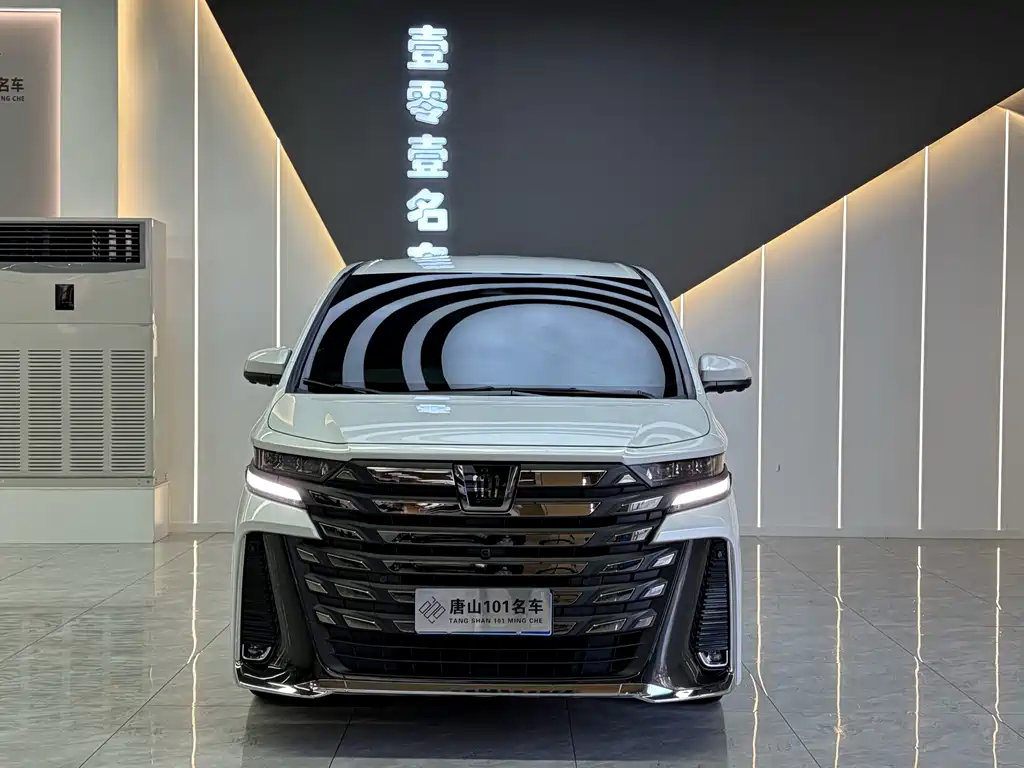 Toyota Vellfire — миниатюра 2