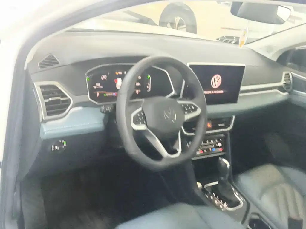 Volkswagen Tharu — миниатюра 10