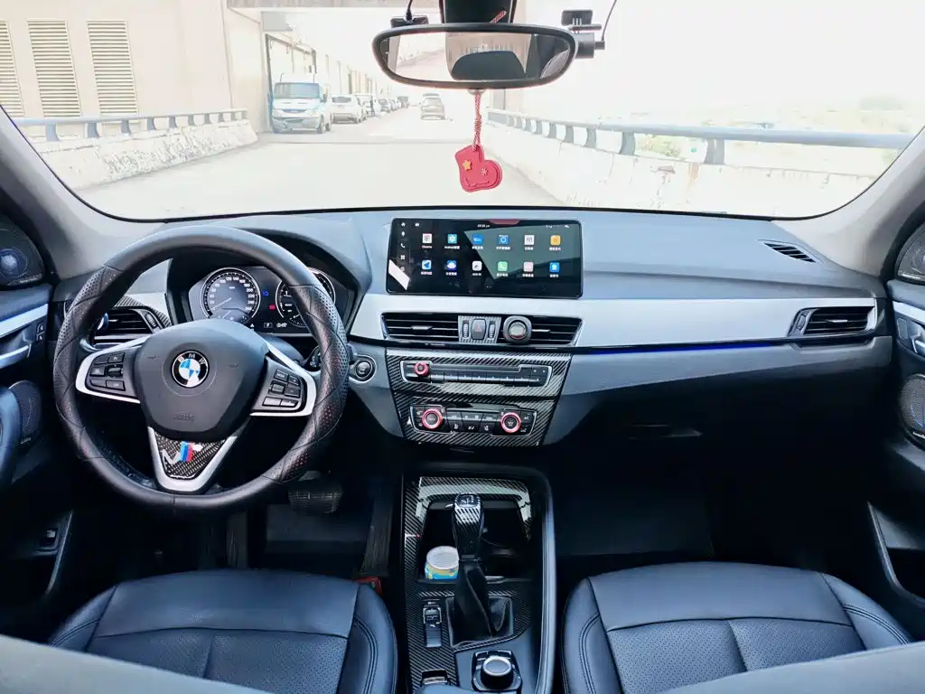 BMW X1 — миниатюра 10