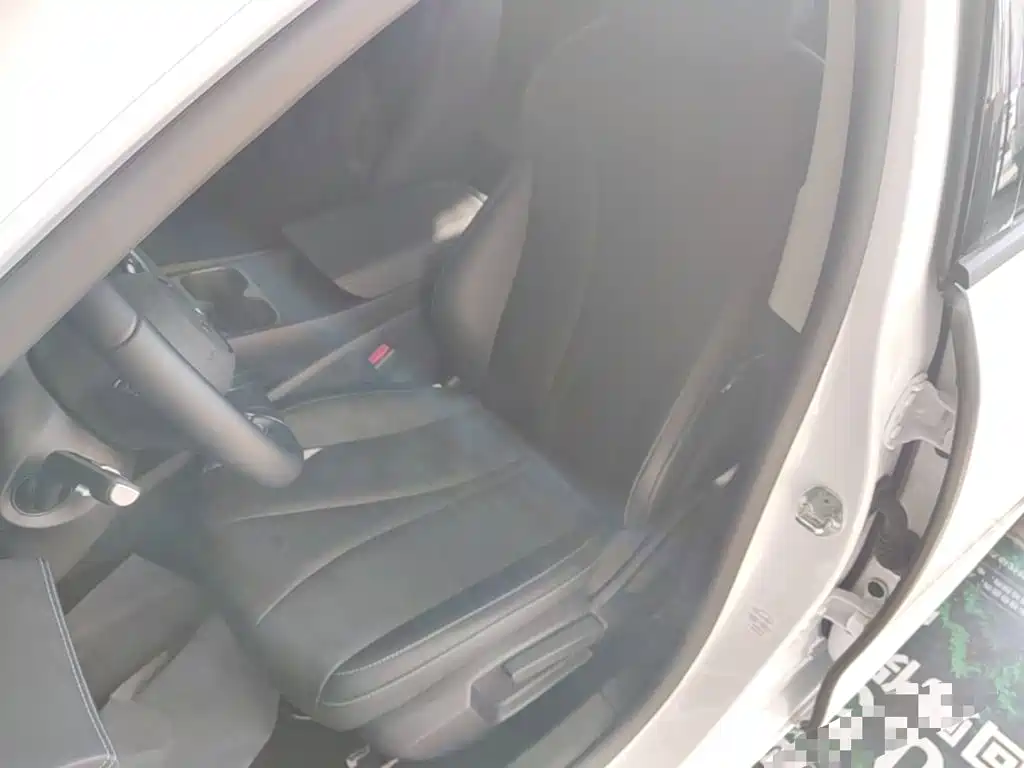 BYD Seal 05 DM-i — миниатюра 15