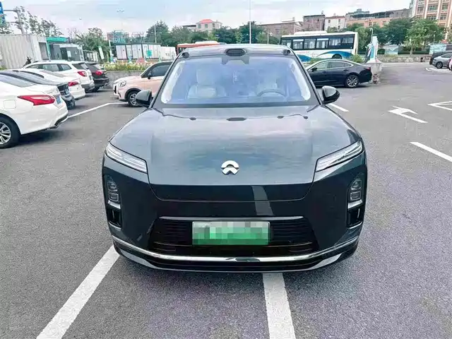 2026 Nio ES8