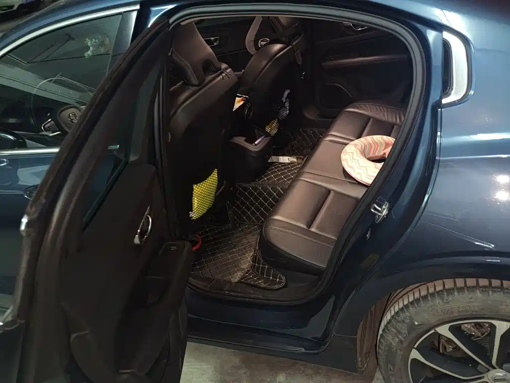 Volvo S60 — миниатюра 18