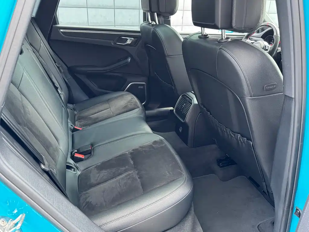 Porsche Macan — миниатюра 19