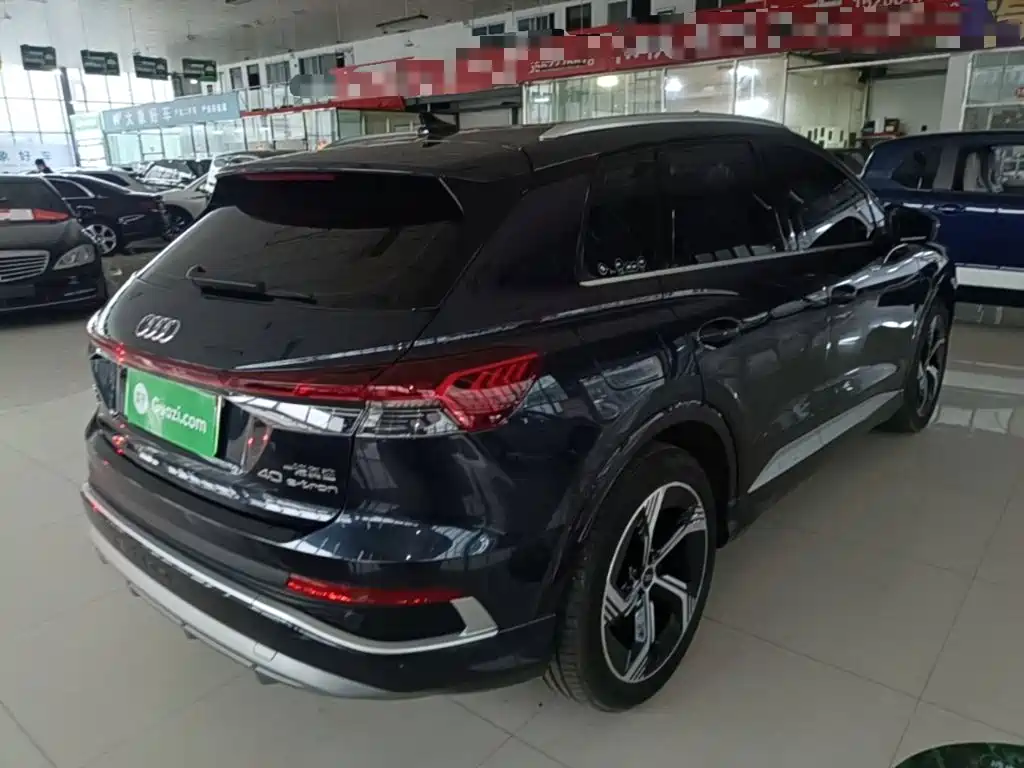 Audi Q4 e-tron — миниатюра 7