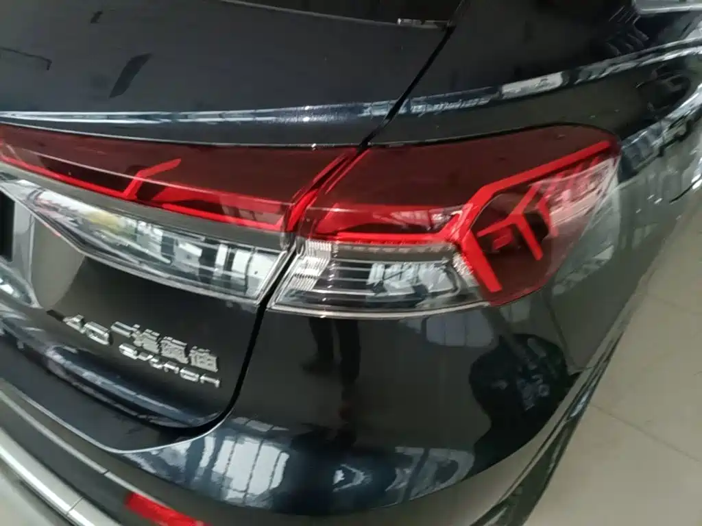 Audi Q4 e-tron — миниатюра 8