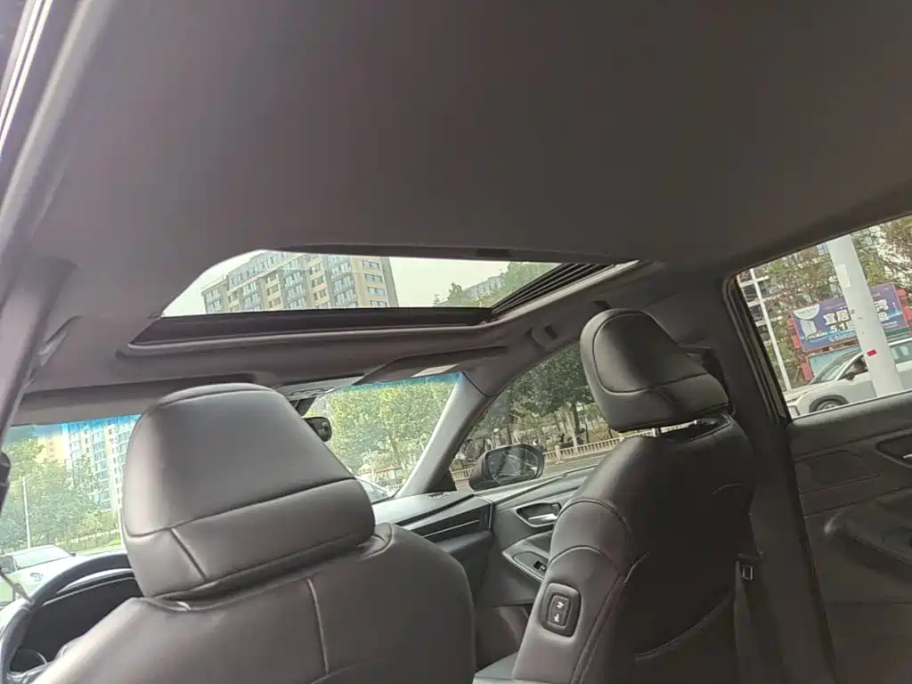Toyota Avalon — миниатюра 18