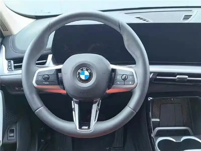 BMW X1 2025 sDrive25Li M Sport