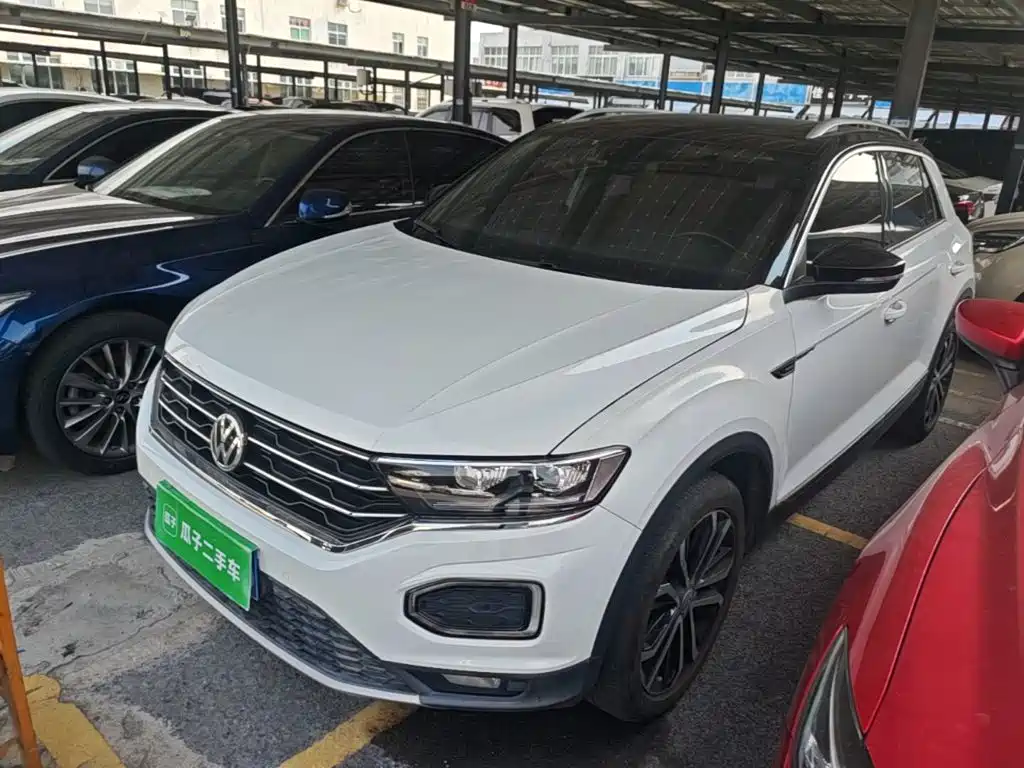 Volkswagen T-Roc — миниатюра 2