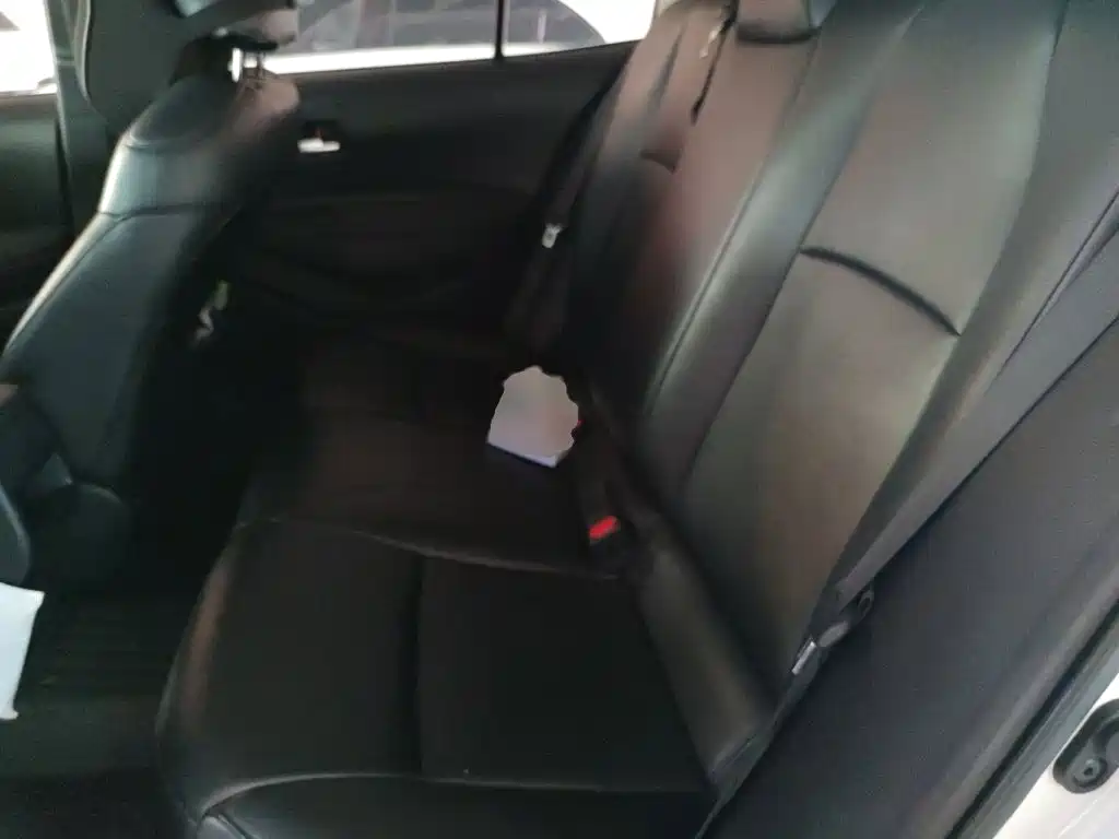 Toyota Corolla — миниатюра 13