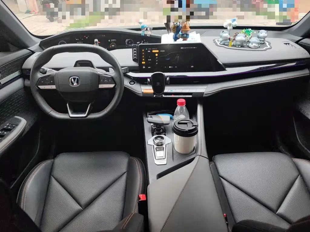 Changan UNI-V — миниатюра 6