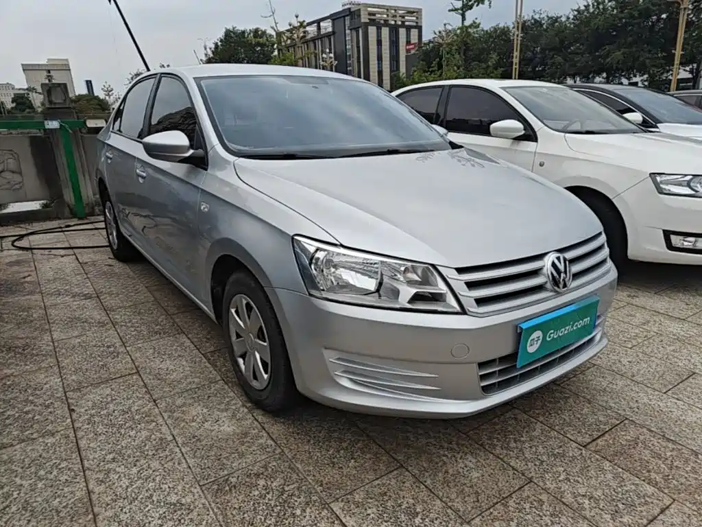 Volkswagen Santana — миниатюра 4