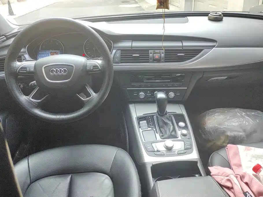 Audi A6L — миниатюра 12