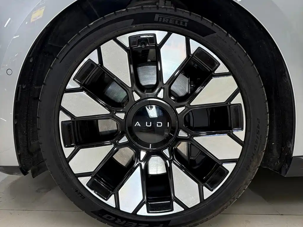 Audi E5 Sportback — миниатюра 9
