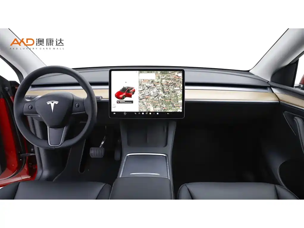 Tesla Model Y — миниатюра 5