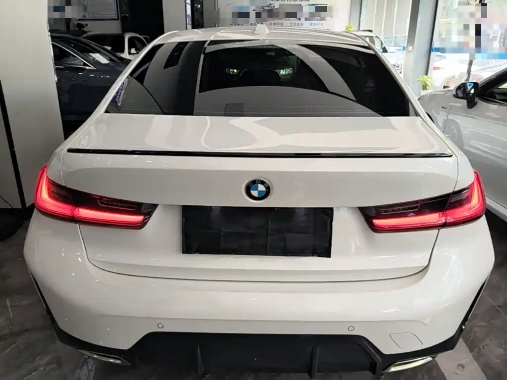 BMW 3 Series — миниатюра 6