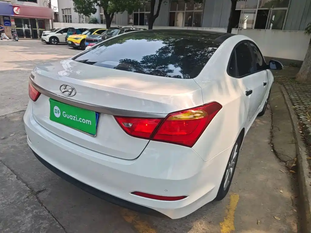 Hyundai Mistra — миниатюра 7