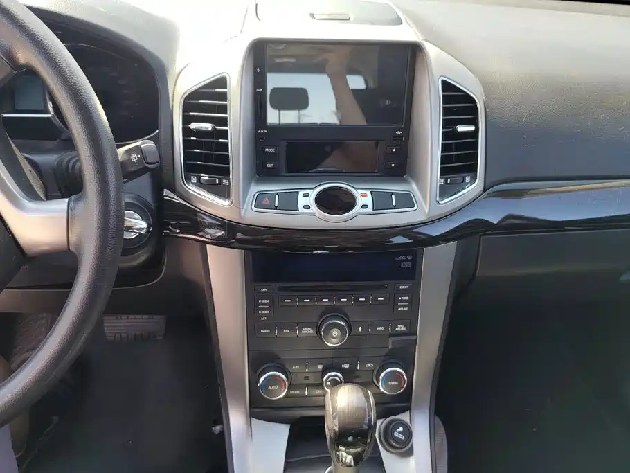 Chevrolet Captiva — миниатюра 13