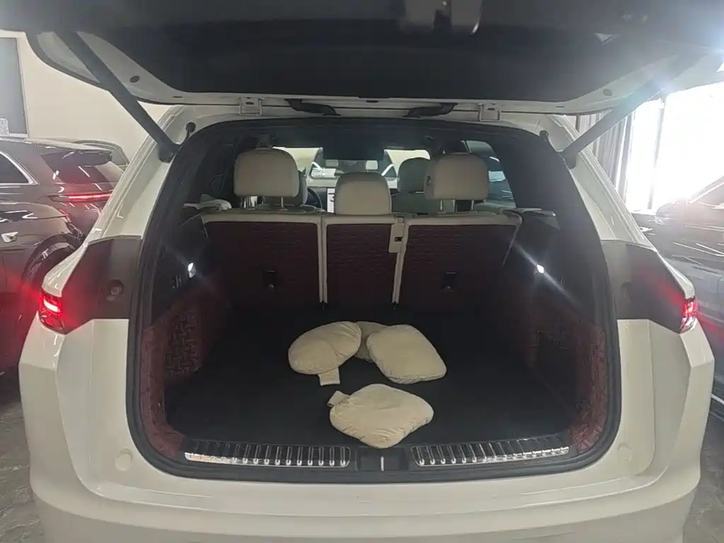 Li Auto Li L7 — миниатюра 19