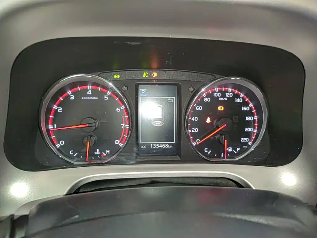 Toyota RAV4 — миниатюра 12