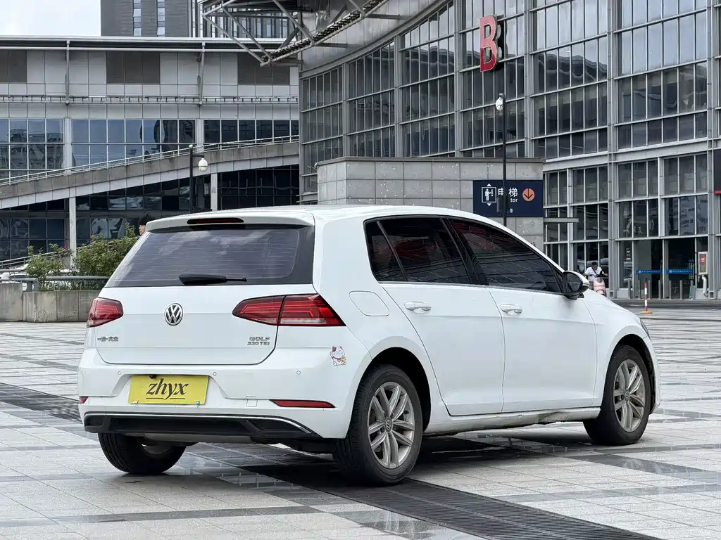 Volkswagen Golf — миниатюра 5