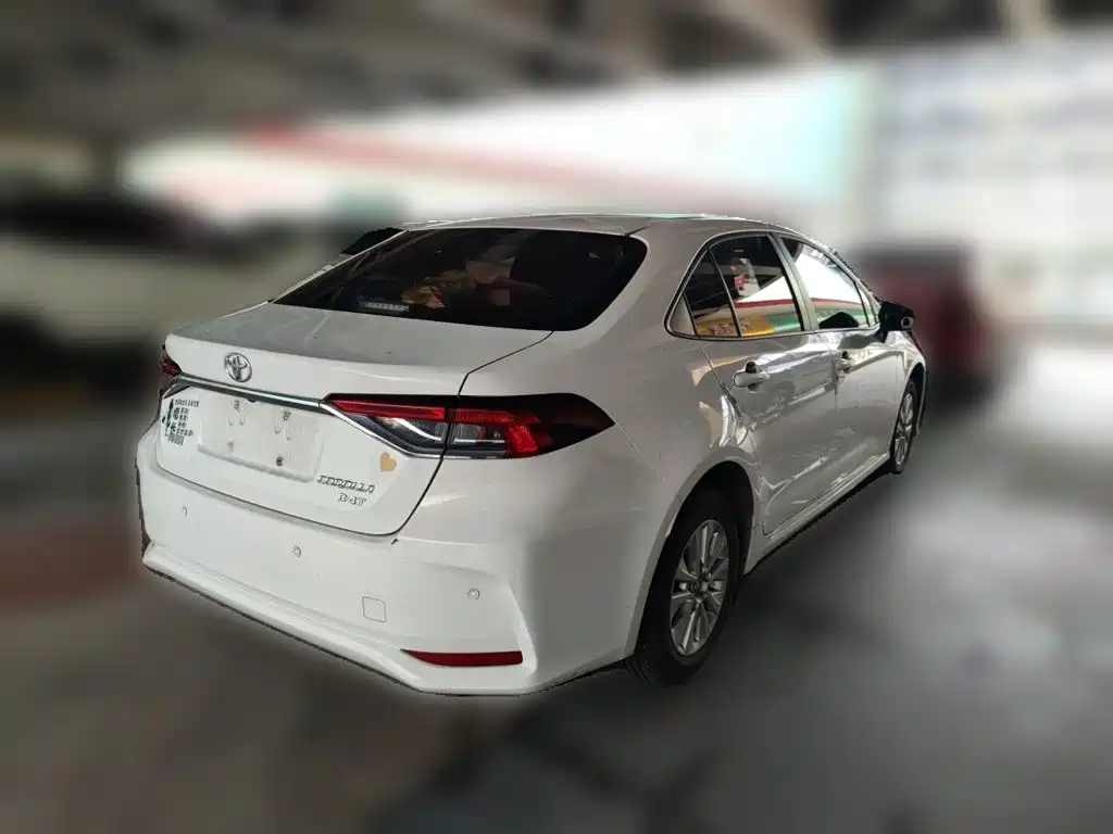 Toyota Corolla — миниатюра 4