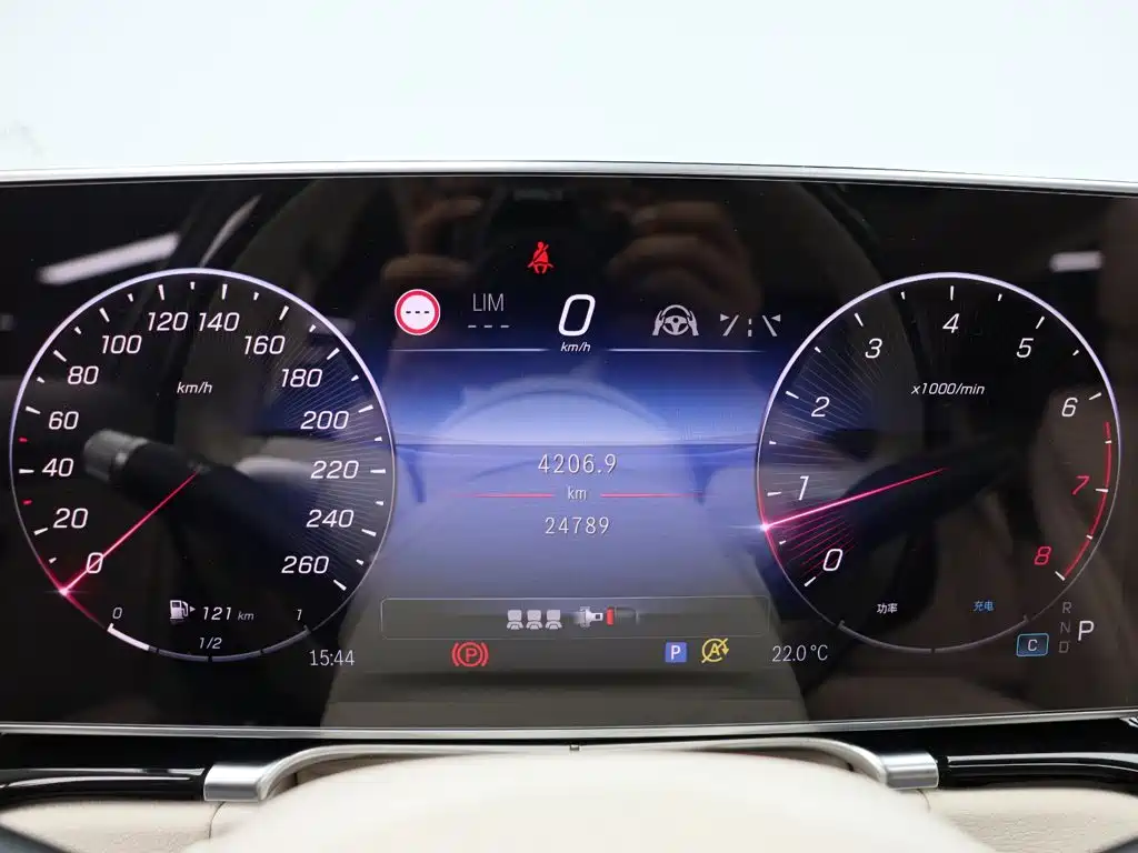 Mercedes-Benz S-Class — миниатюра 25
