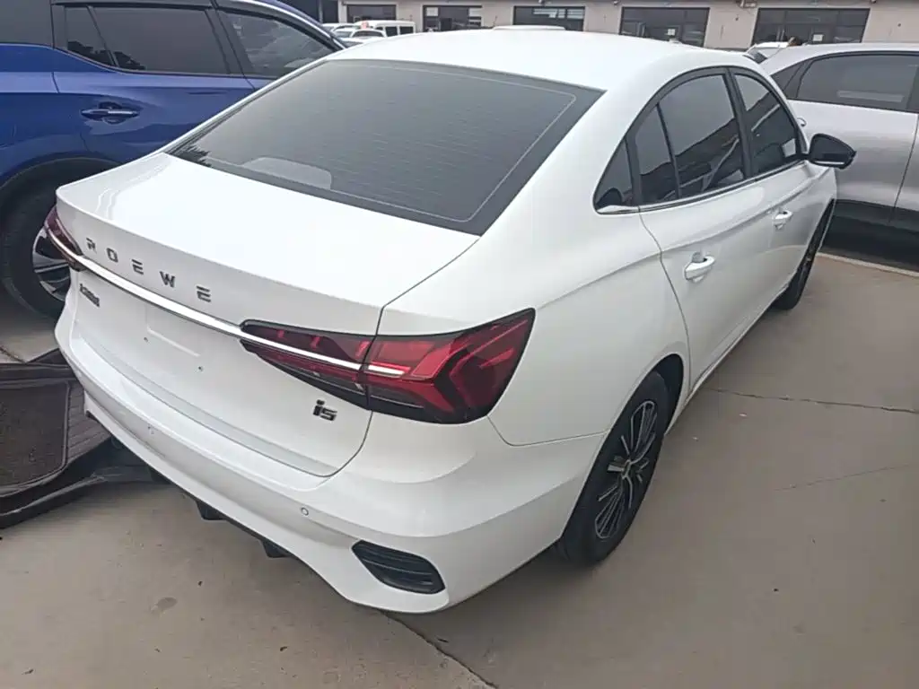 Roewe i5 — миниатюра 7