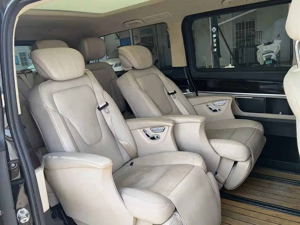Mercedes-Benz V-Class V 2018 V 260 L Luxury Long Wheelbase V