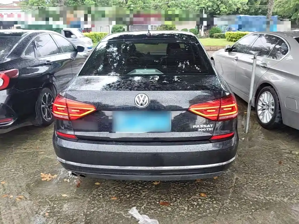 Volkswagen Passat 2017 330TSI DSG