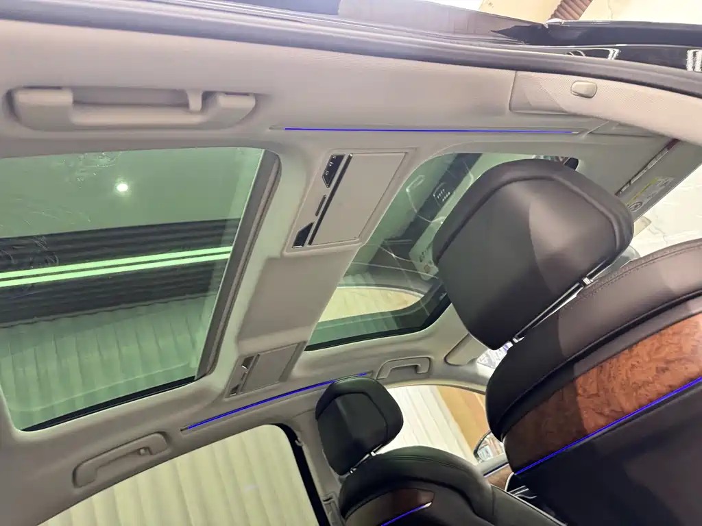 Audi A8 — миниатюра 21