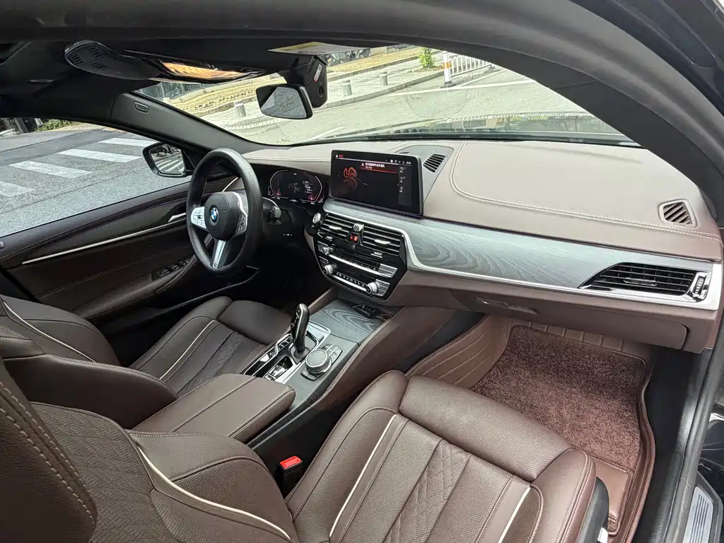 BMW 5 Series 5 2022 530Li Premium M Sport